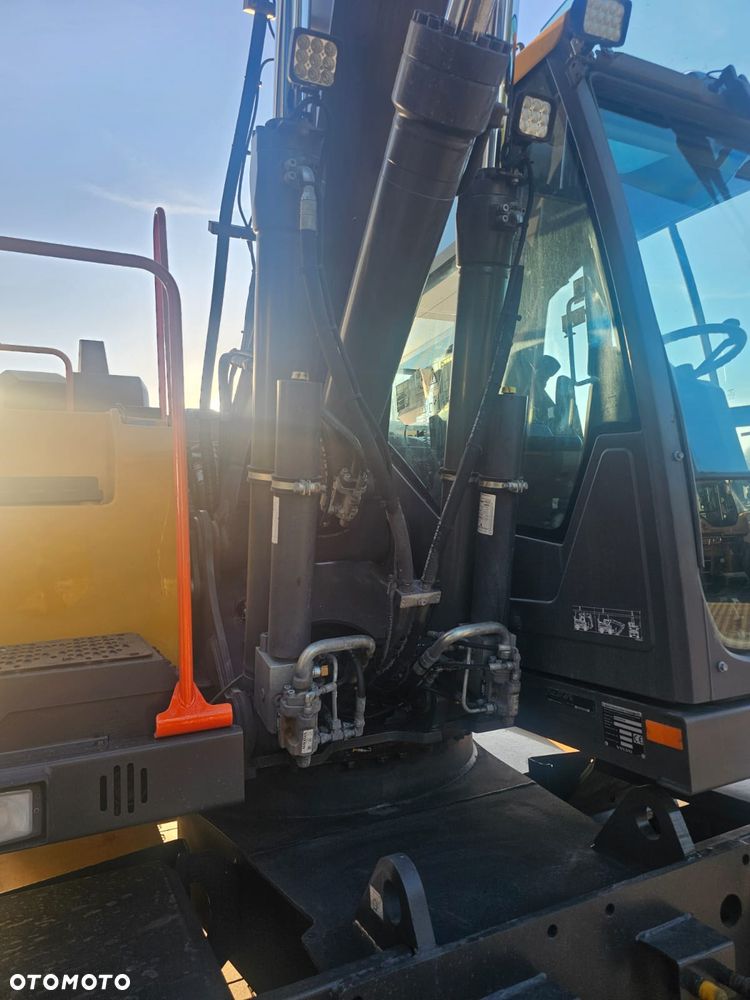 Volvo EW160E - 17
