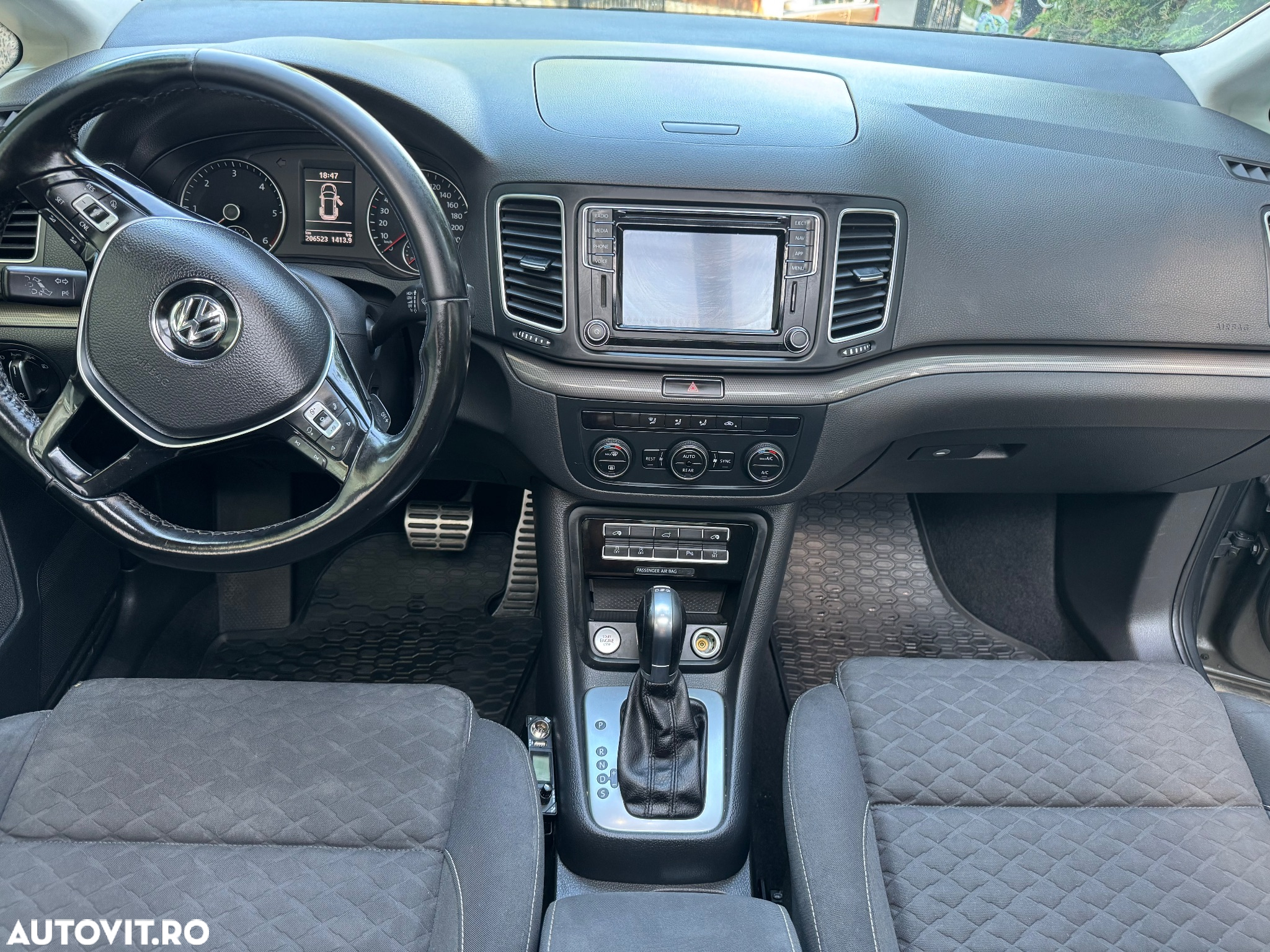 Volkswagen Sharan 2.0 TDI DSG (BlueMotion Technology) Highline - 7