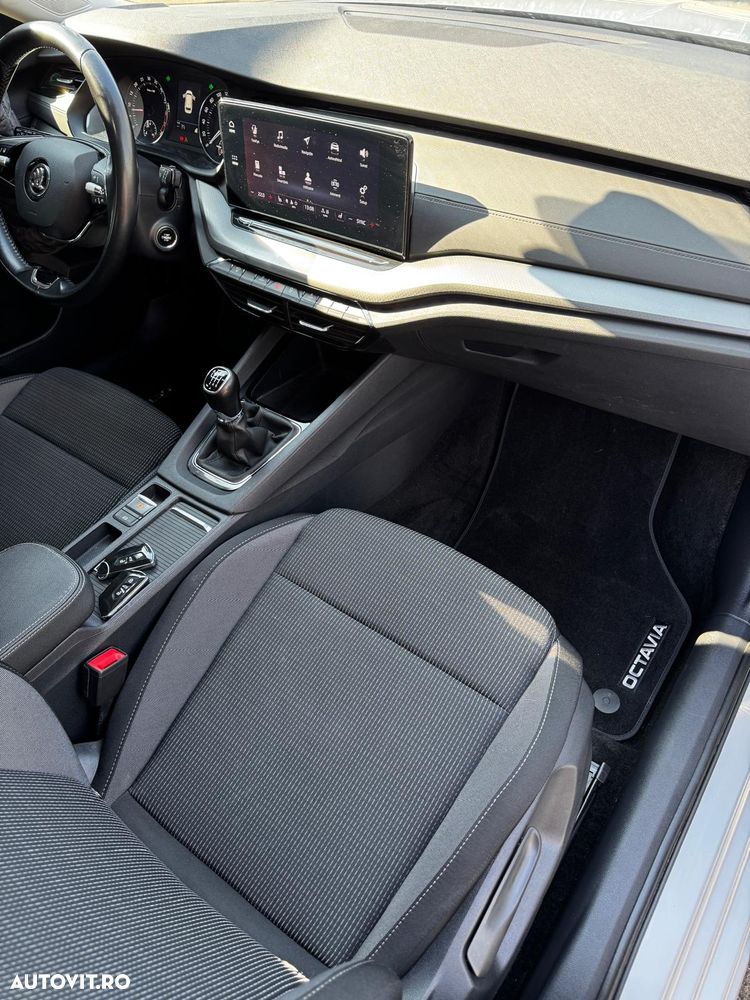 Skoda Octavia 2.0 TDI Ambition - 8