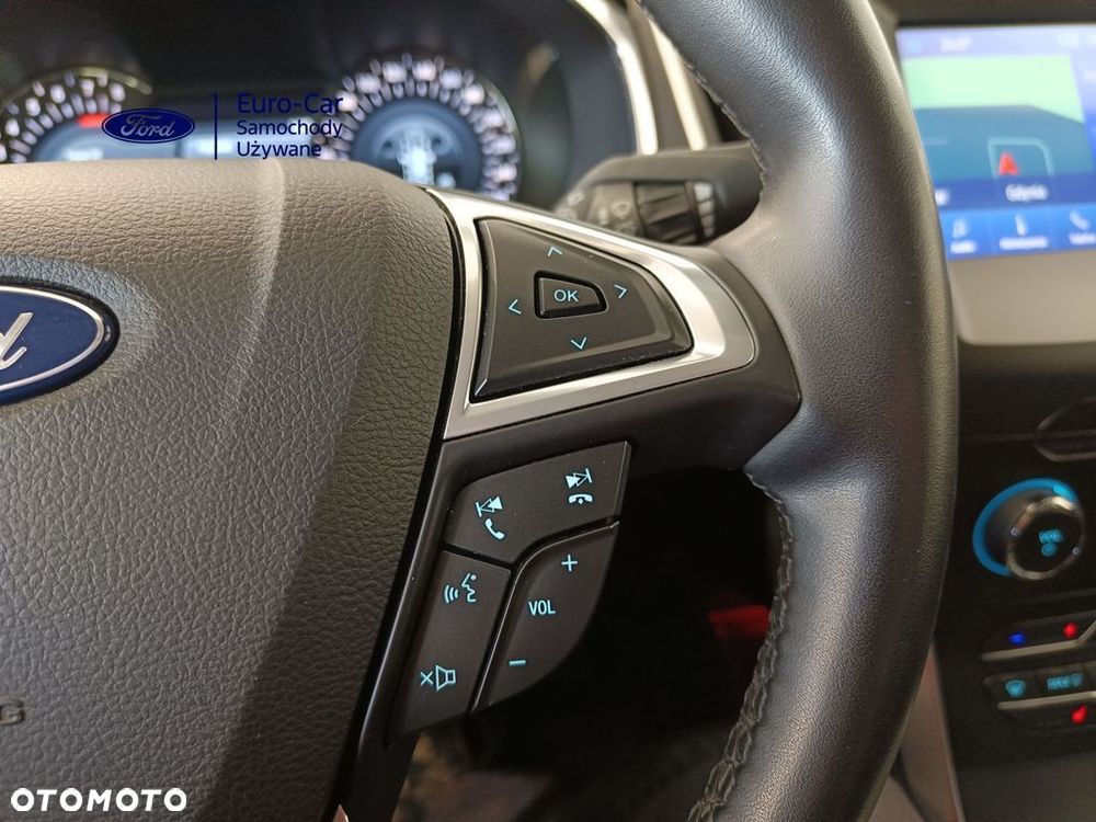 Ford S-Max 2.5 Duratec FHEV TITANIUM - 19