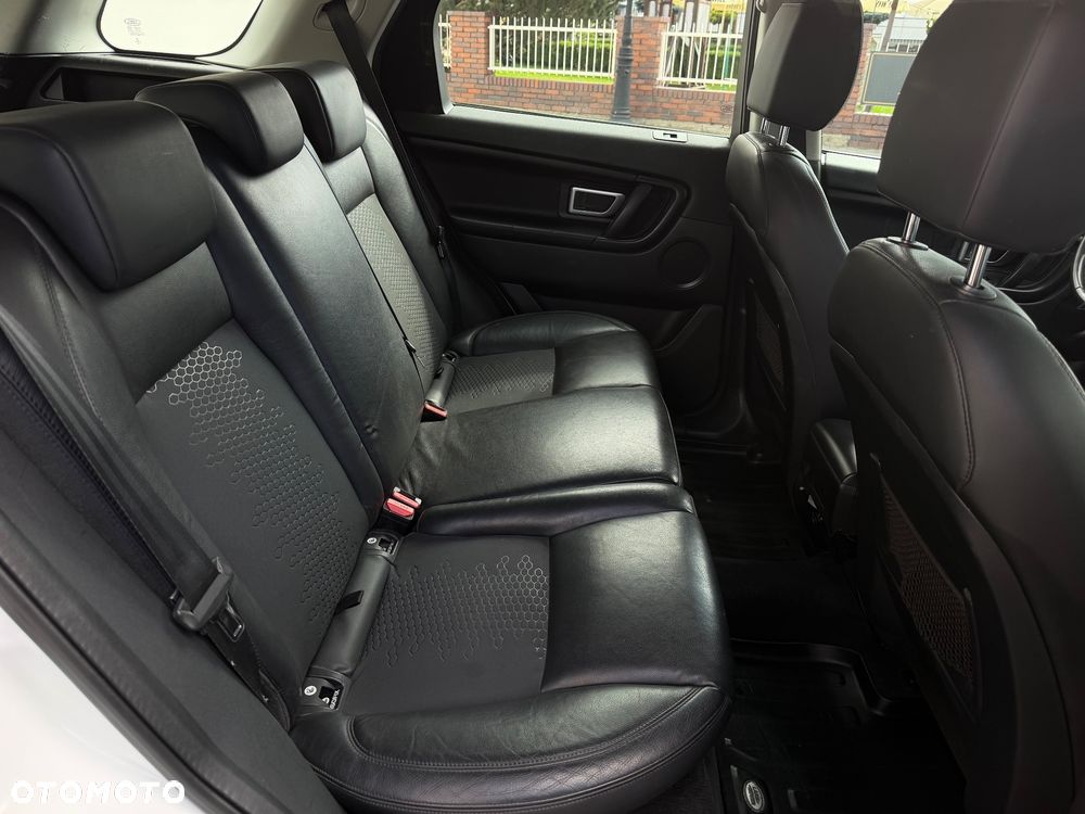 Land Rover Discovery Sport - 19