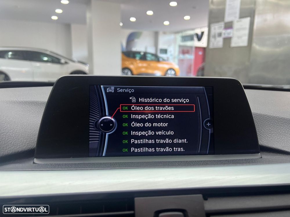 BMW 318 d Touring Navigation Sport Auto - 24