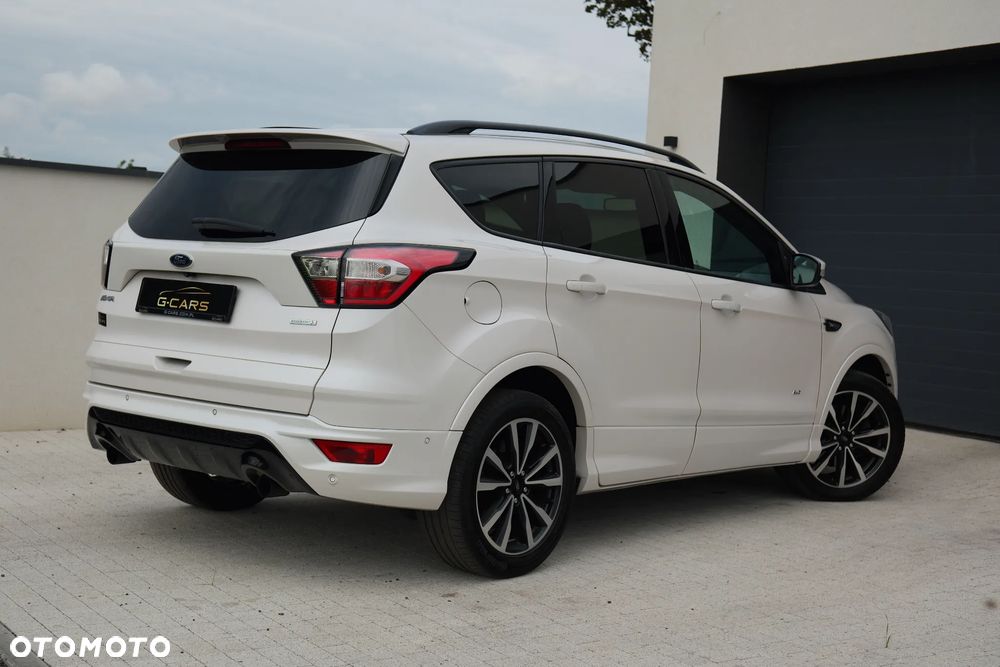 Ford Kuga - 11