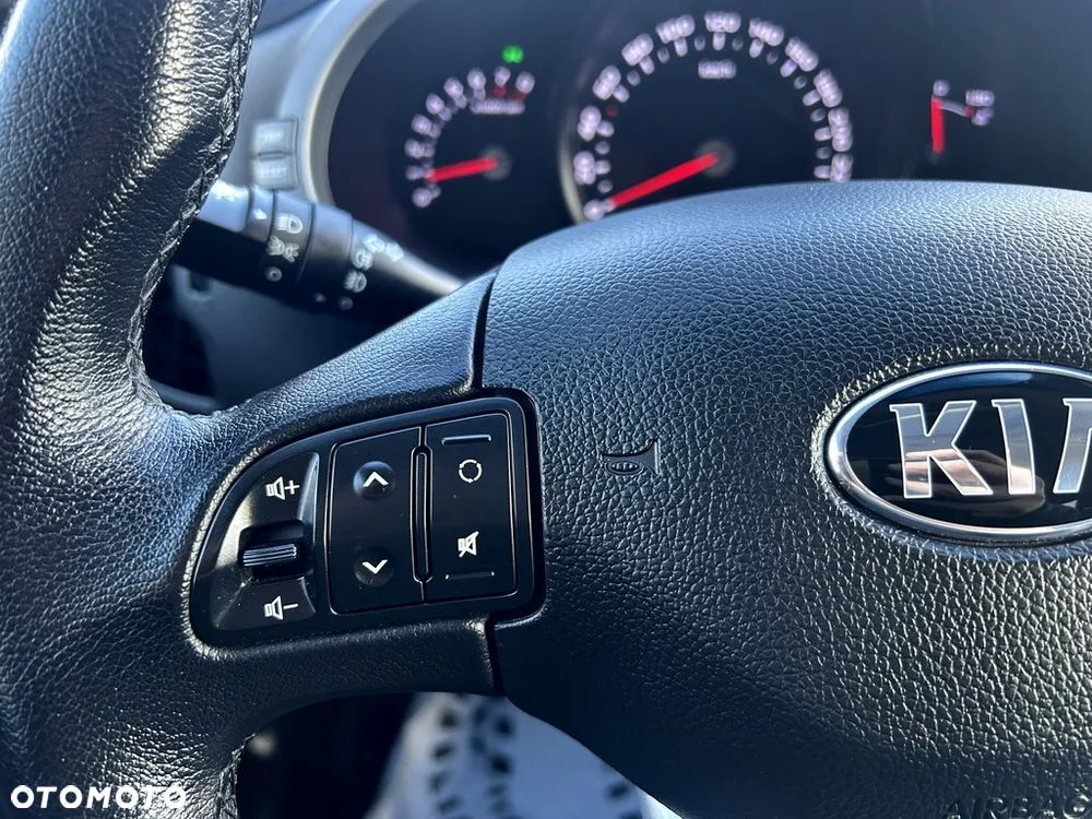 Kia Sportage 1.6 GDI Business Line L 2WD - 24