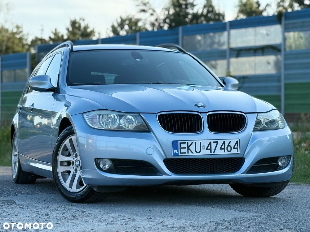 BMW Seria 3 318i - 15