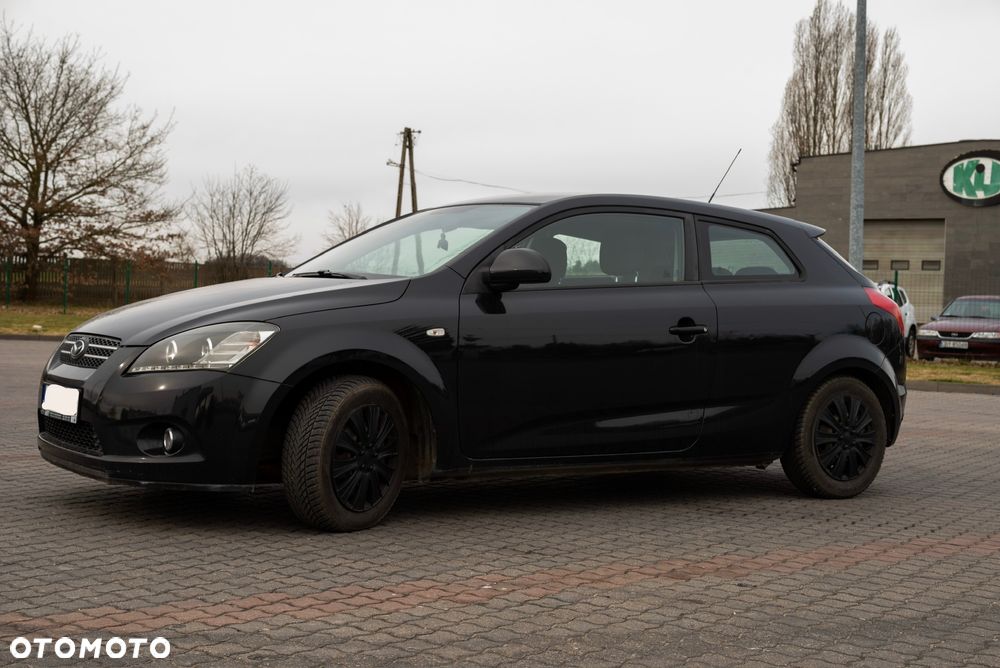 Kia Ceed 1.6 CVVT LX - 1