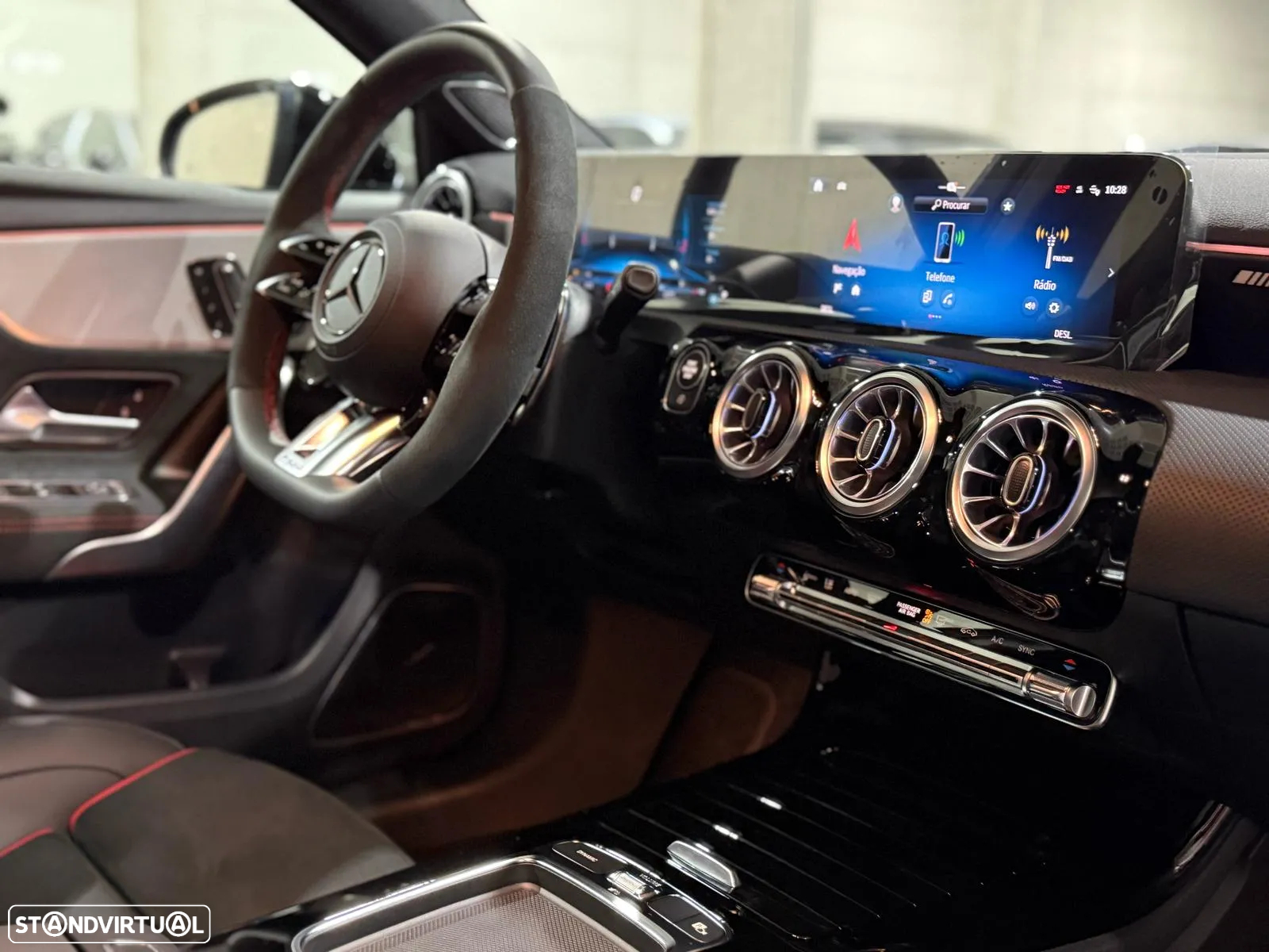 Mercedes-Benz A 45 AMG S 4Matic+ - 23