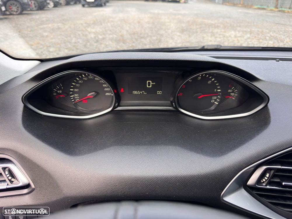 Peugeot 308 SW 1.6 BlueHDi Active - 14