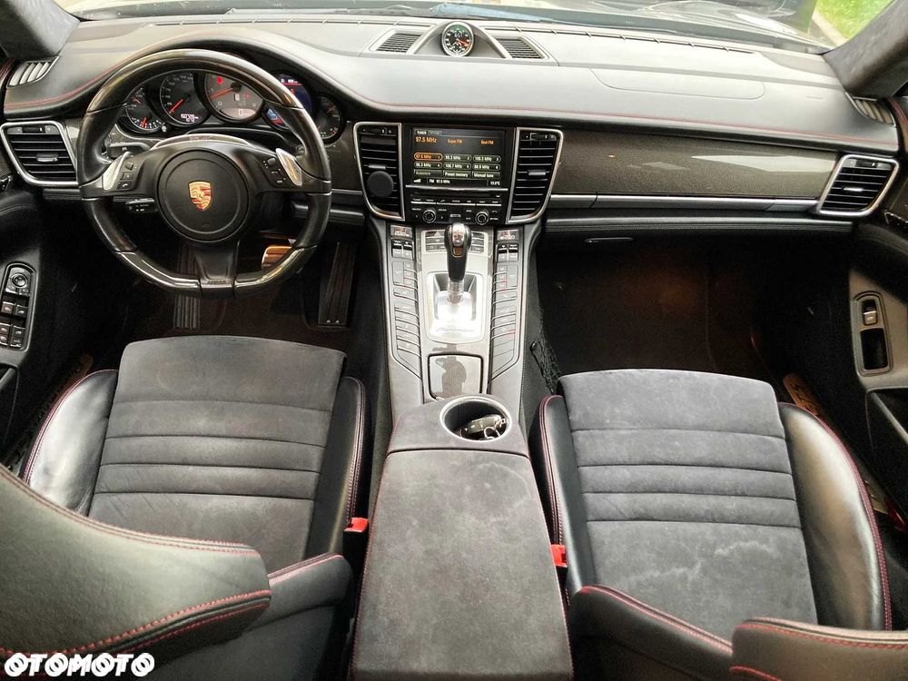 Porsche Panamera - 6