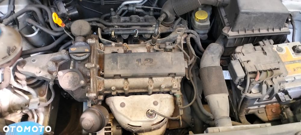 Volkswagen Polo 1.2 Sportline - 40