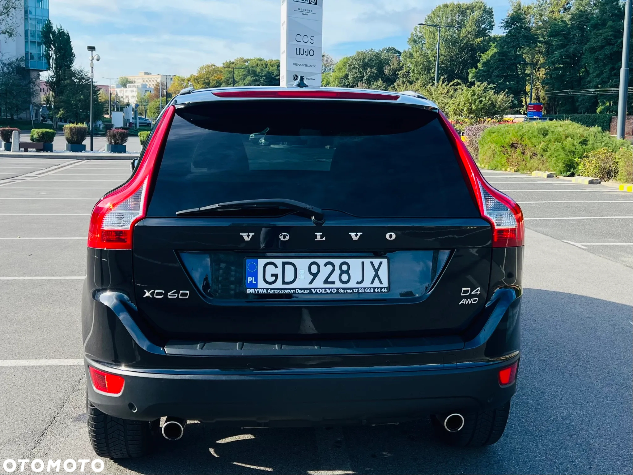 Volvo XC 60 2.4D AWD Momentum - 14