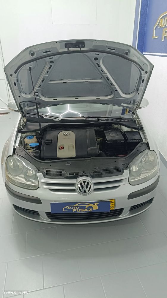 VW Golf 1.4 FSi Confortline - 14