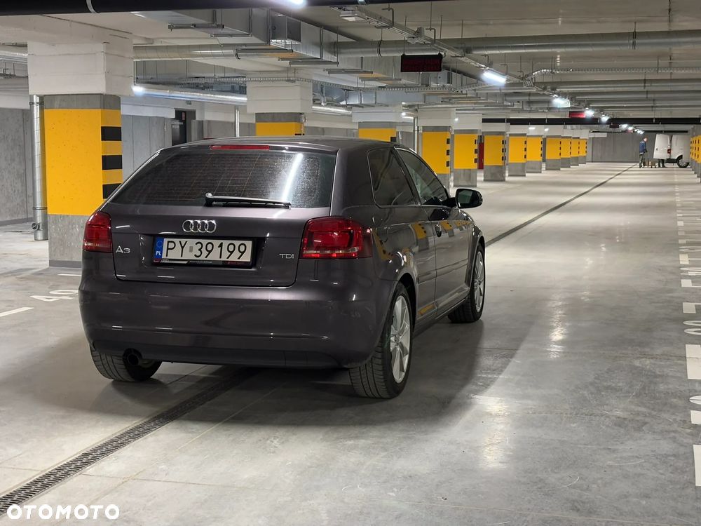 Audi A3 3-drzwiowe 2.0 TDI DPF Ambition - 4