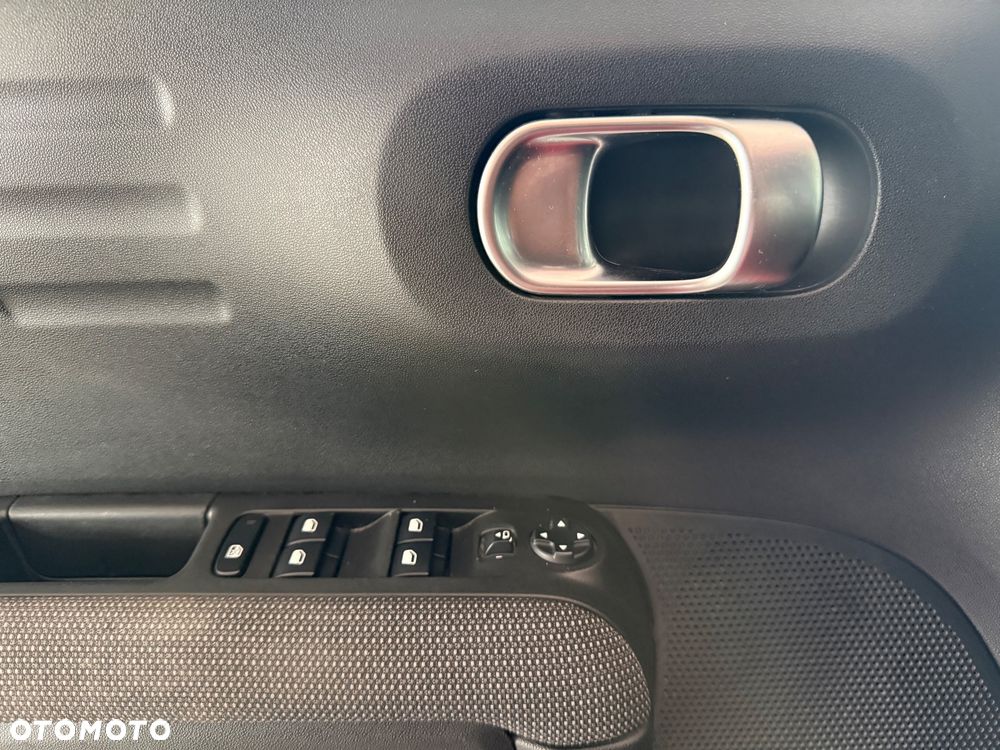 Citroën C3 Aircross 1.2 PureTech Shine S&S - 17