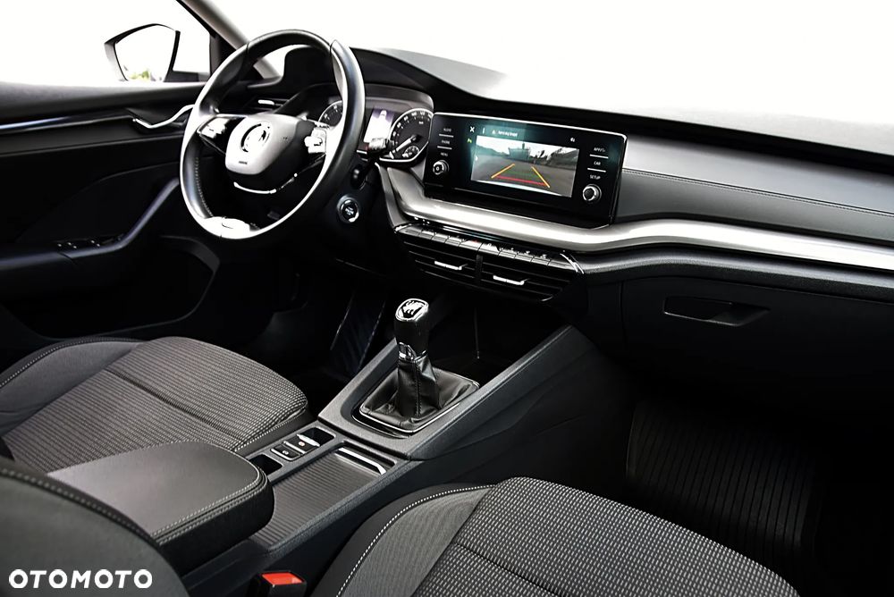 Skoda Octavia 1.5 TSI ACT Ambition - 23