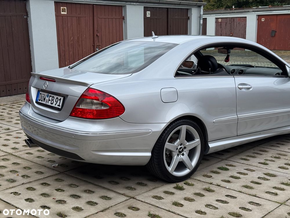 Mercedes-Benz CLK - 25