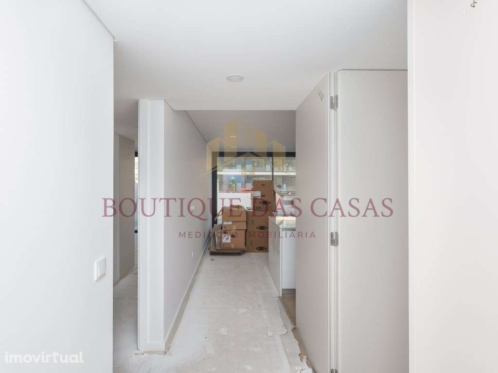 Excelente apartamento T2 - Madalena - terraço com 43m2 - Grande imagem: 4/24