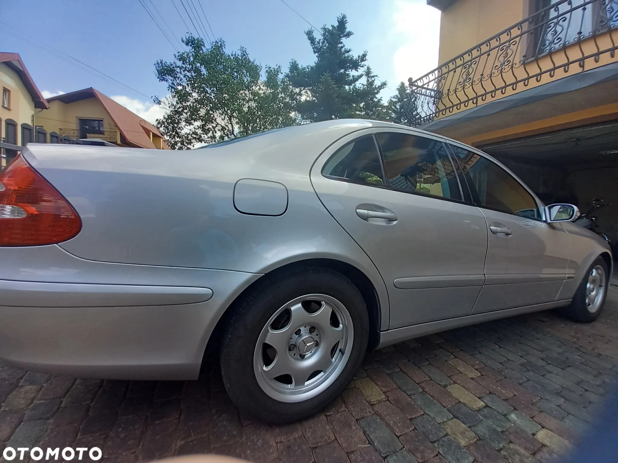 Mercedes-Benz Klasa E 200 Kompressor Automatik Classic - 3