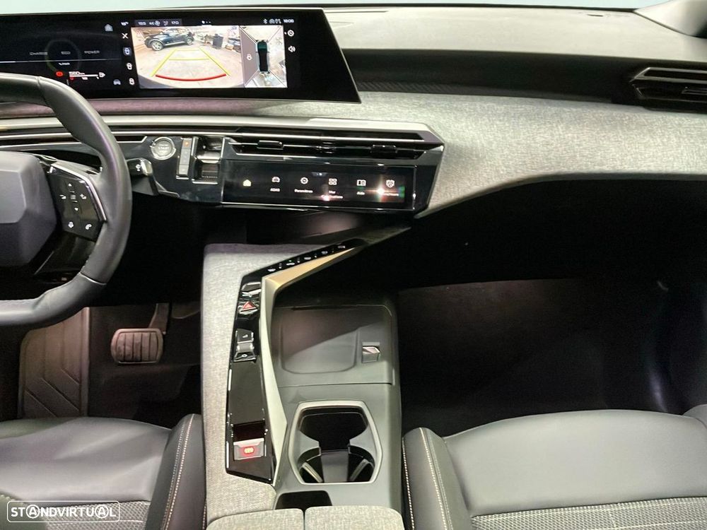 Peugeot 3008 1.2 Hybrid Allure e-DCS6 - 15
