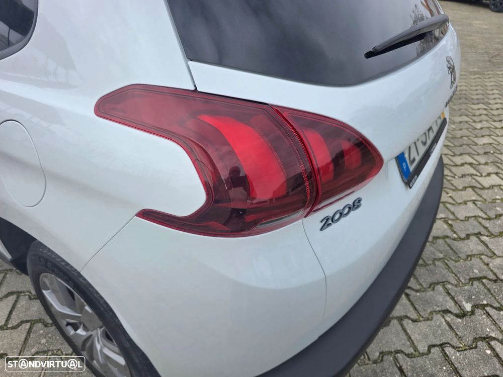 Peugeot 2008 1.2 PureTech Style - 35