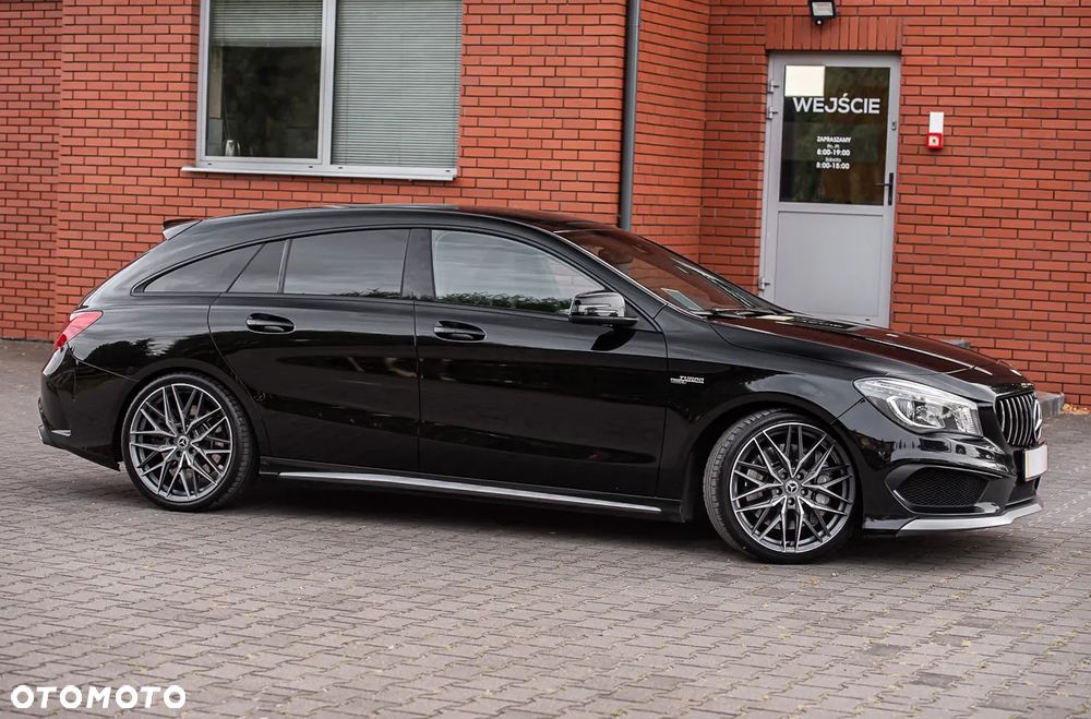 Mercedes-Benz CLA AMG 45 4Matic AMG Sp.sh 7G-DCT - 32