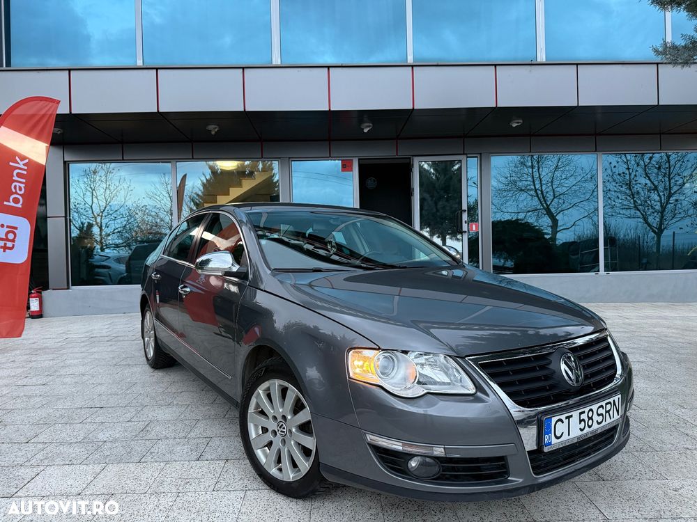 Volkswagen Passat Variant 1.9 TDI DPF Highline - 1