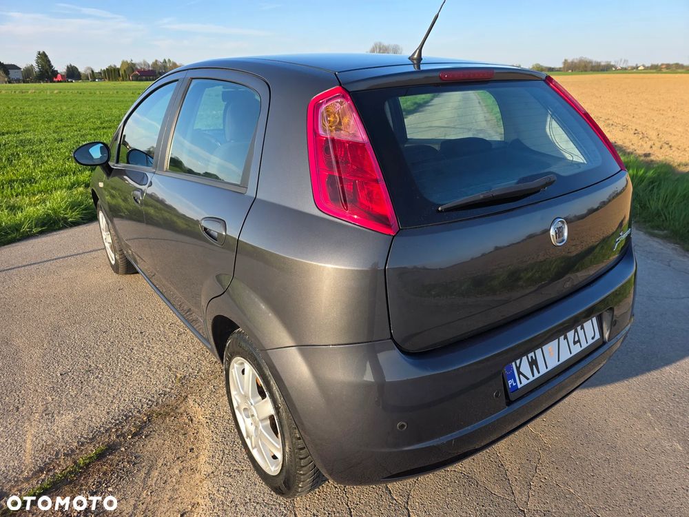 Fiat Grande Punto - 34