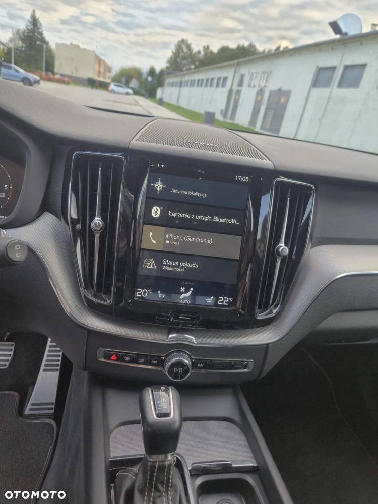 Volvo XC 60 D4 R-Design - 22