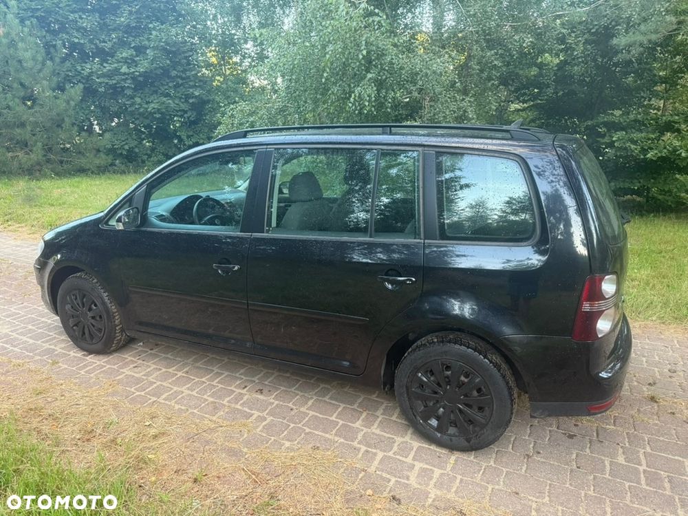 Volkswagen Touran 1.9 TDI Welcome - 3