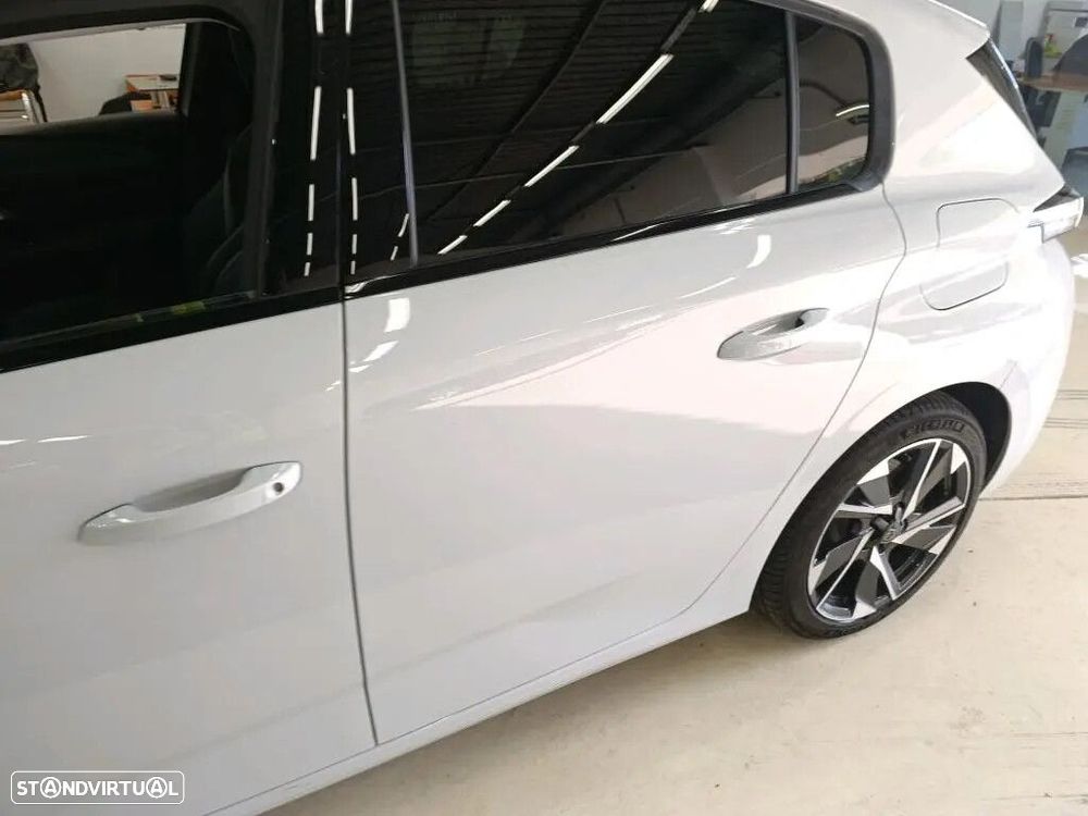 Peugeot 308 1.6 Hybrid Allure e-EAT8 - 10