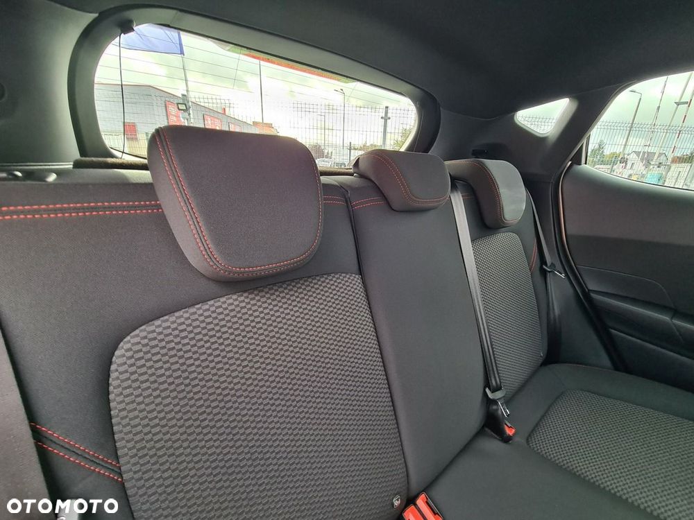 Ford Fiesta 1.1 ST-Line - 31