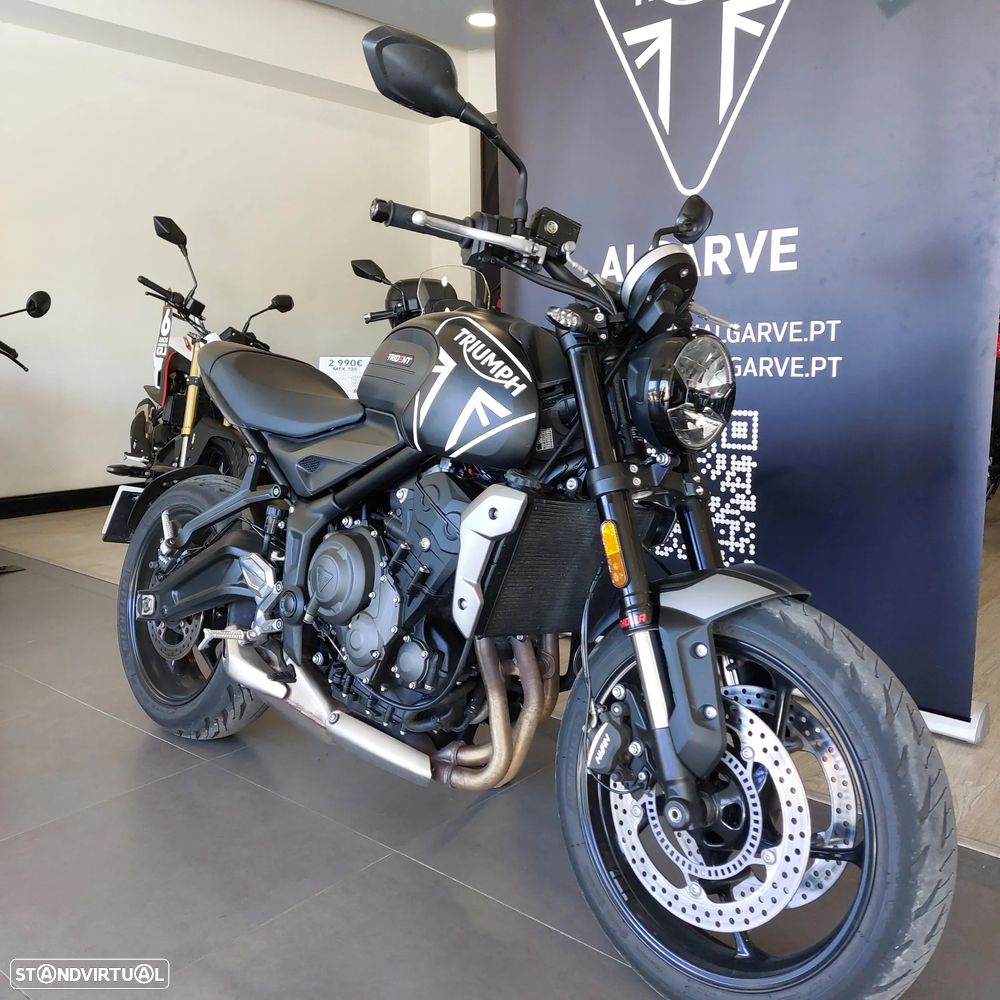 Triumph Trident 660 - 1