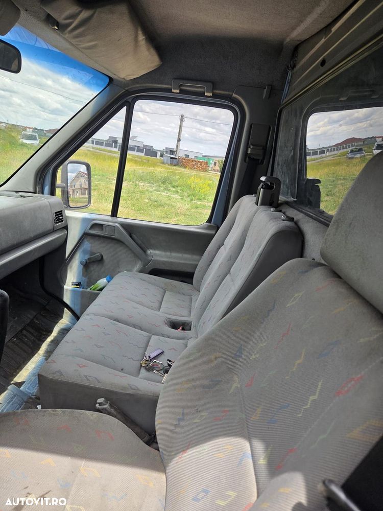 Volkswagen 2DX0AE/ LT35 - 2