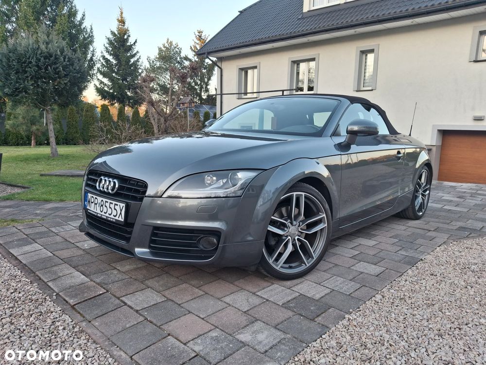 Audi TT Roadster - 8