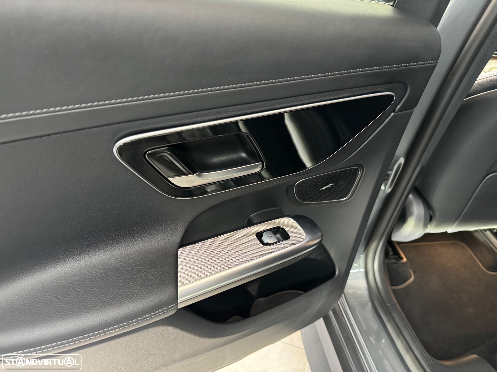 Mercedes-Benz GLC 300 de 4Matic - 14