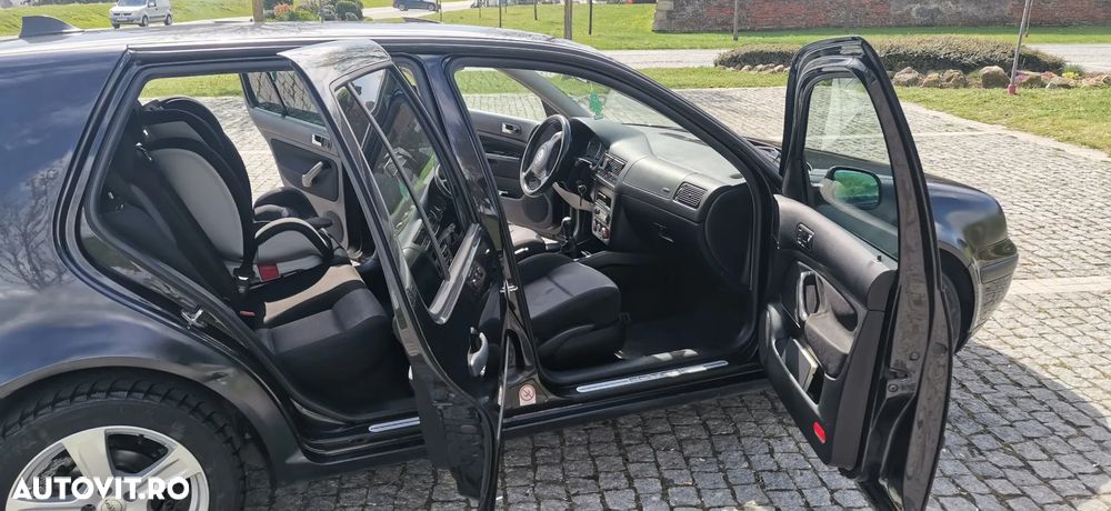 Volkswagen Golf - 14