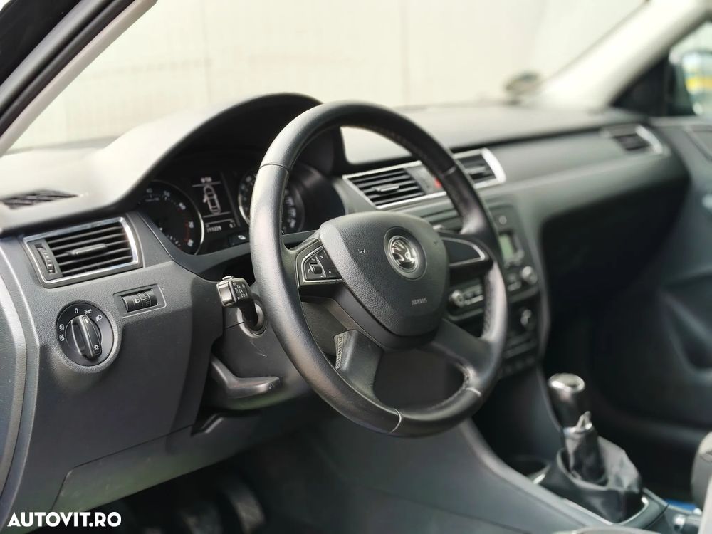 Skoda RAPID 1.2 TSI Edition Green tec - 23