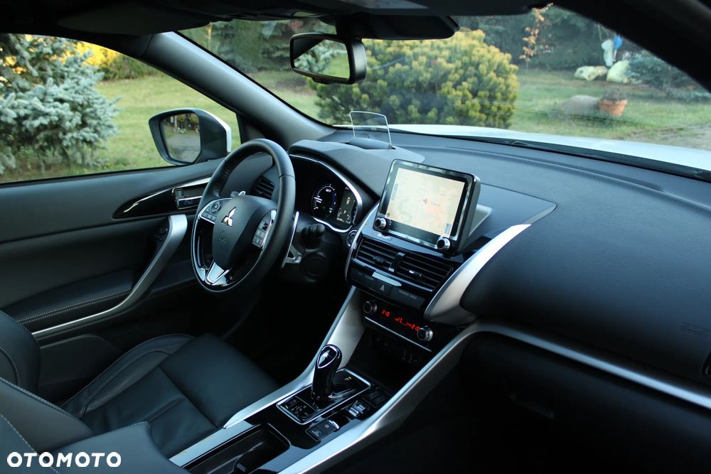 Mitsubishi Eclipse Cross 2.4 PHEV Intense Plus - 28