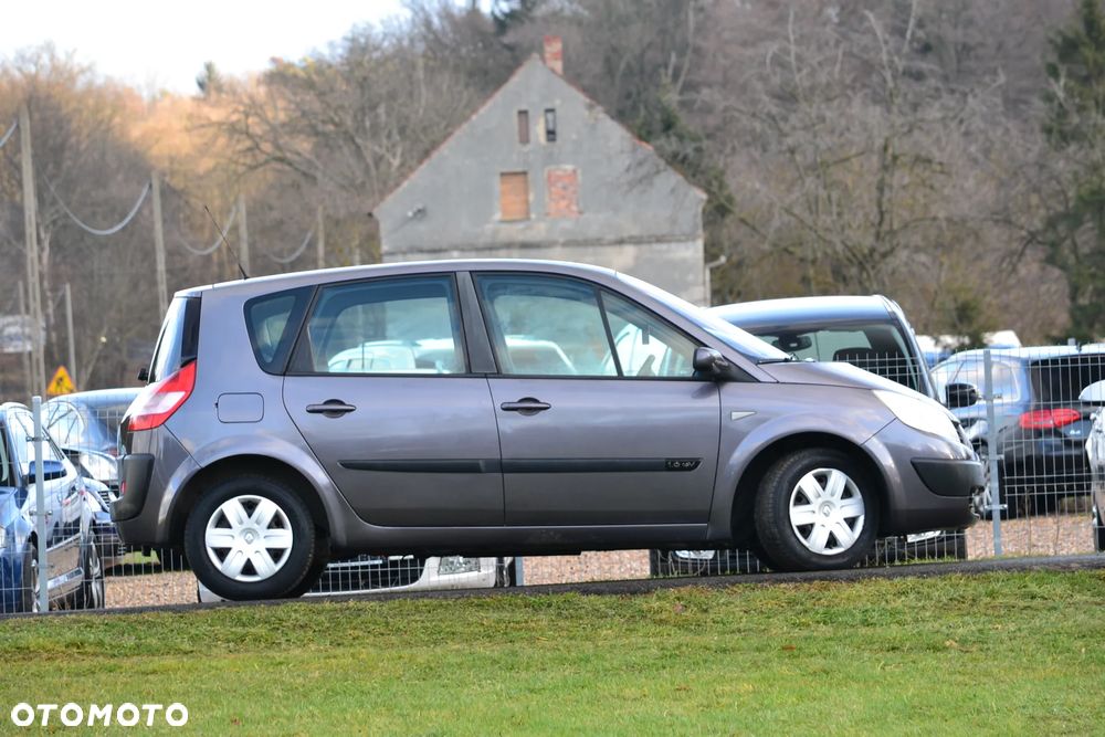 Renault Scenic - 7