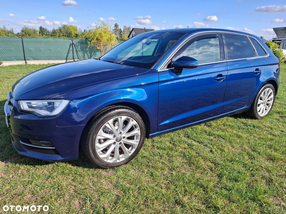Audi A3 Sportback - 2