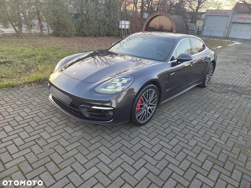 Porsche Panamera 4S - 1