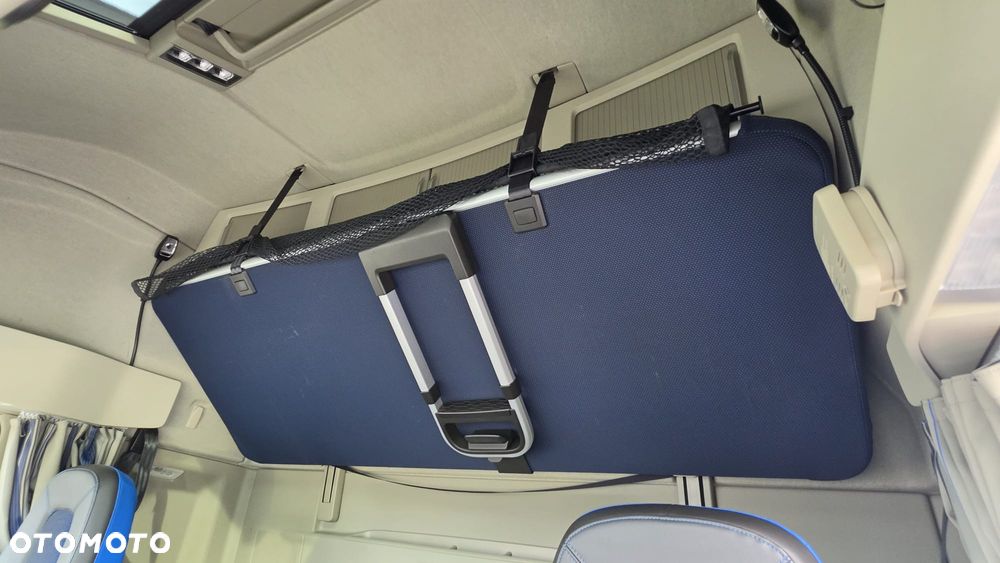 Volvo ///FH///460///2023///GLOBETROTTER/// XXL///HDS///HIAB///WECON///CHWYTAK/// ROTATOR///WAGA///JEDYNE 125 TYŚ KM/// PRZYCZEPA///FULL LED///VIRTUAL COCPIT/// STAN JAK NOWY. - 37