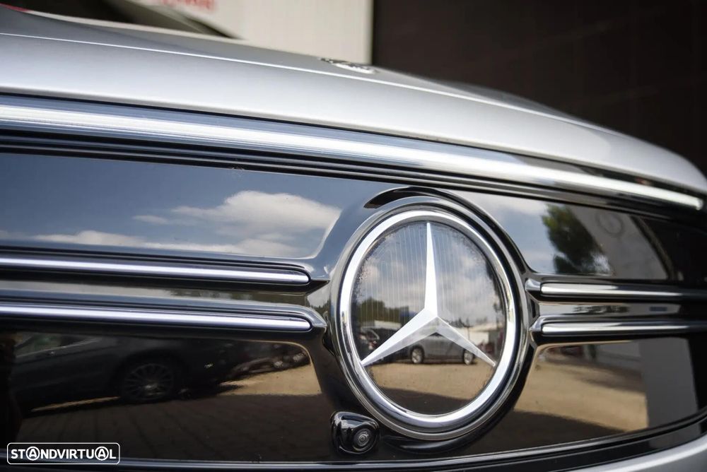 Mercedes-Benz EQA 300 4Matic AMG Line - 21