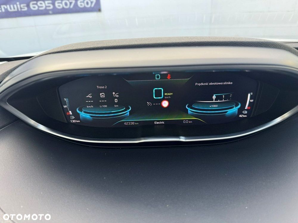 Peugeot 3008 1.6 PureTech Hybrid PHEV Allure Pack S&S EAT8 - 26