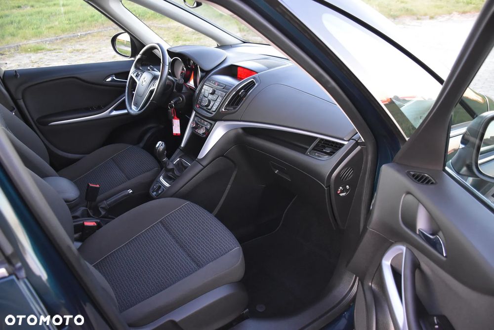 Opel Zafira Tourer 1.4 Turbo Innovation - 16