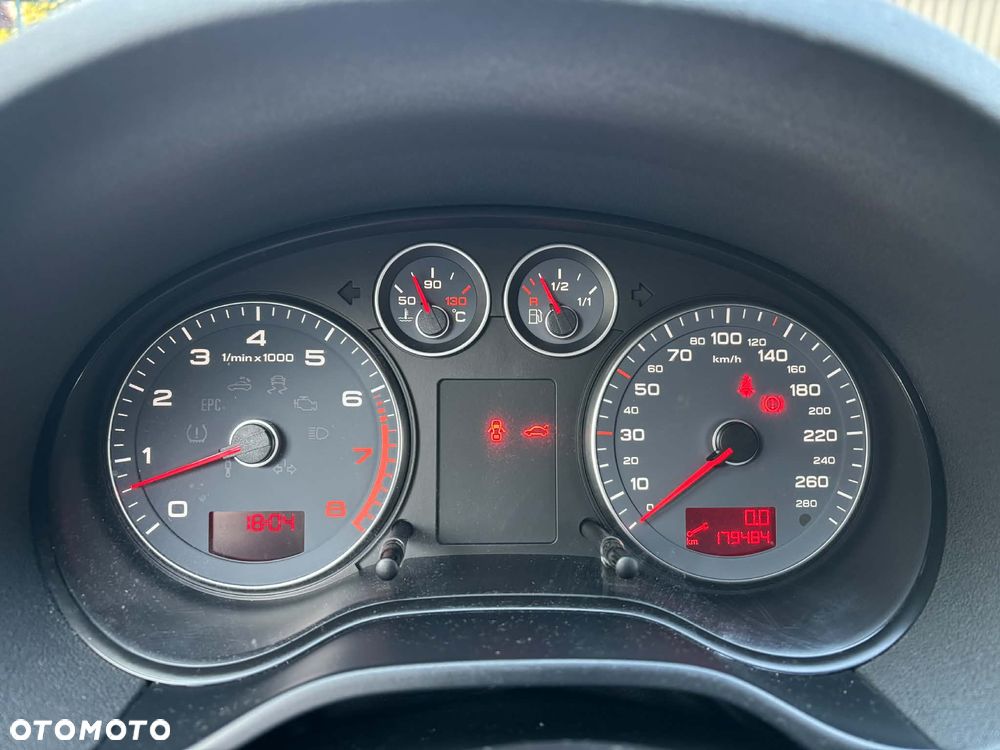 Audi A3 Sportback 1.6 Ambiente - 9