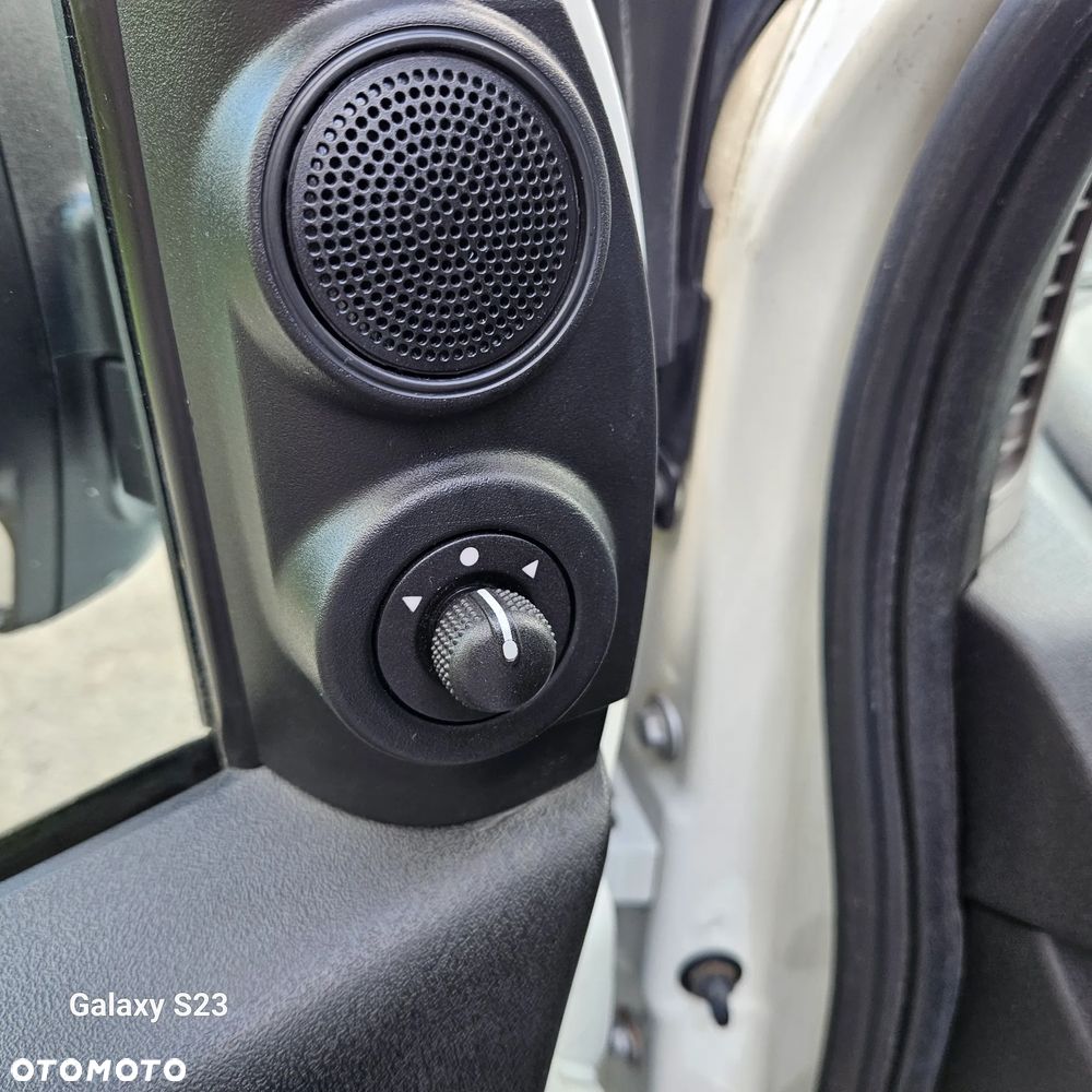 Opel COMBO - 20
