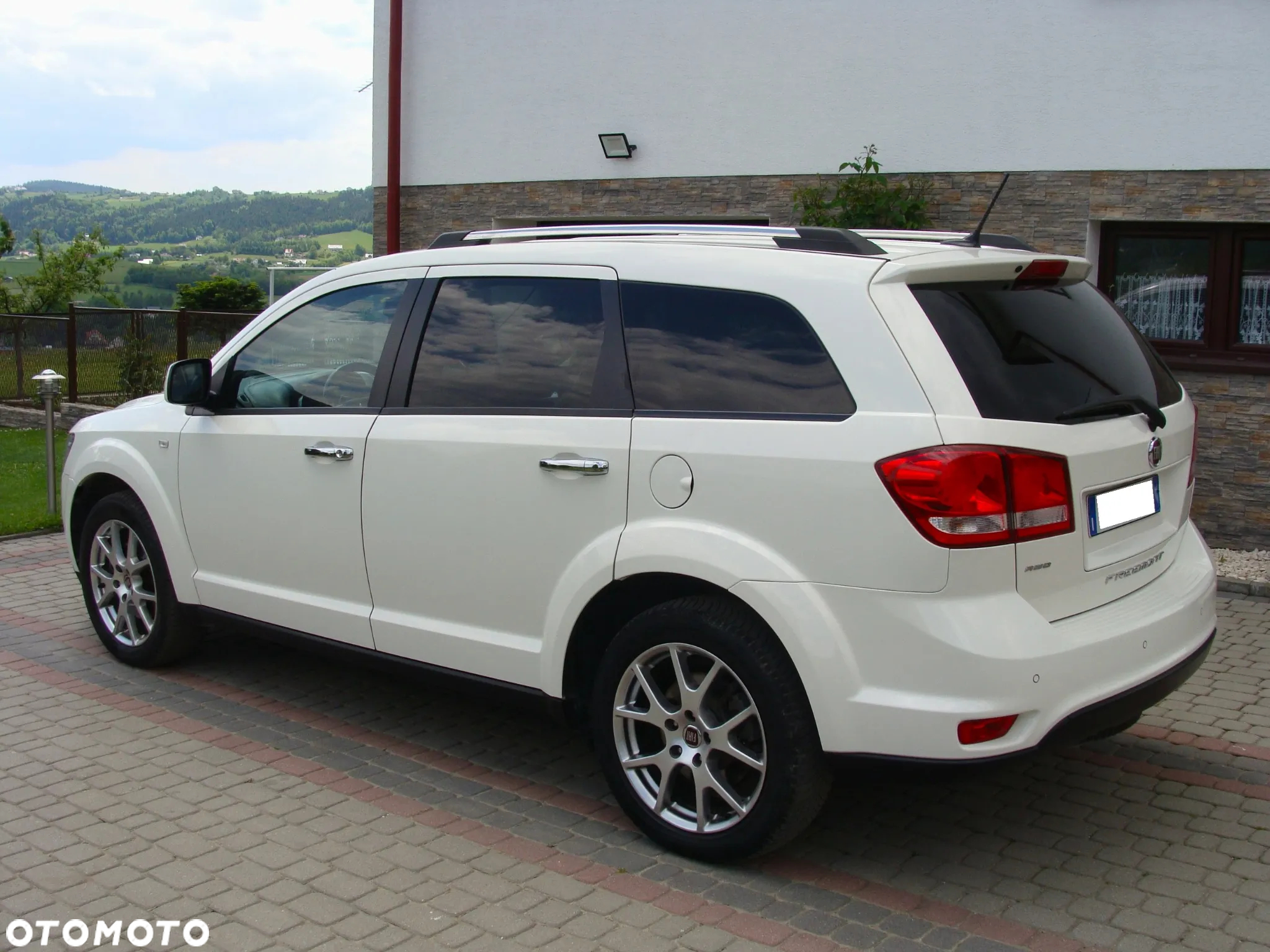 Fiat Freemont 2.0 Multijet Lounge AWD - 4