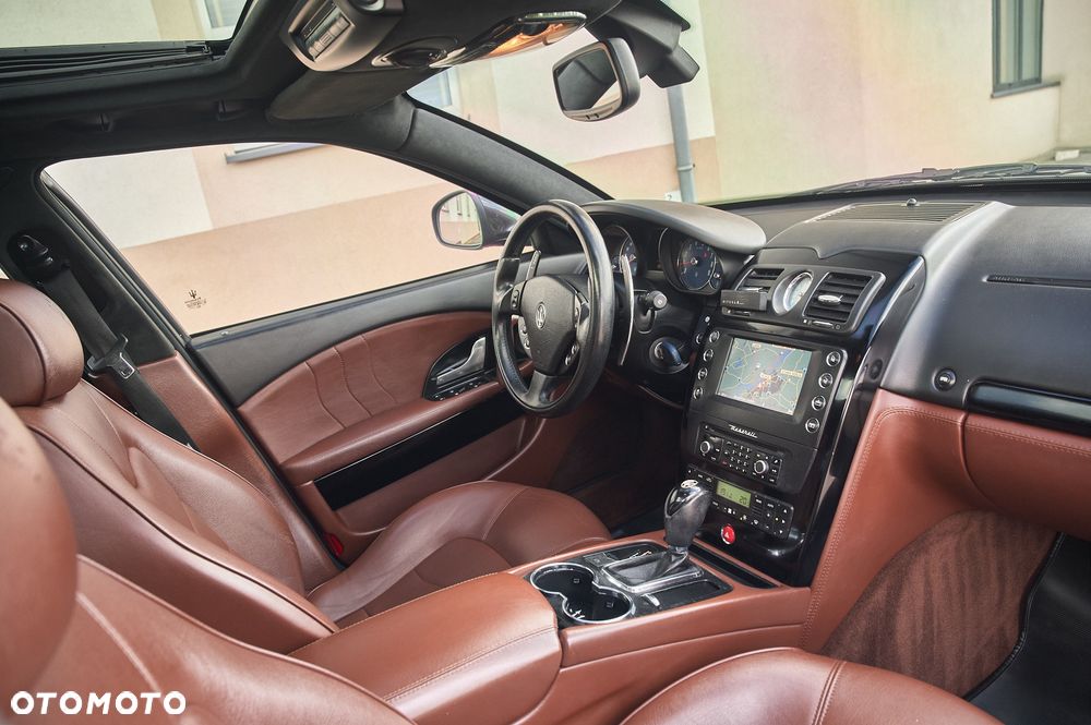 Maserati Quattroporte Sport GT S Automatic - 34