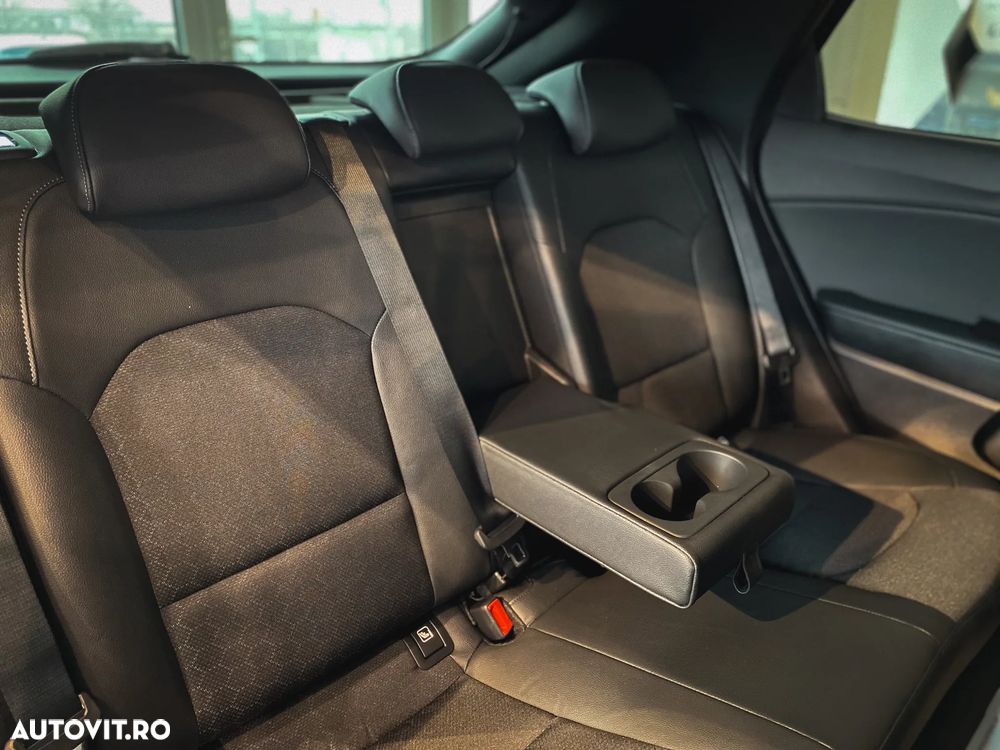 Kia XCeed 1.6 T-GDI 7DCT Style - 10